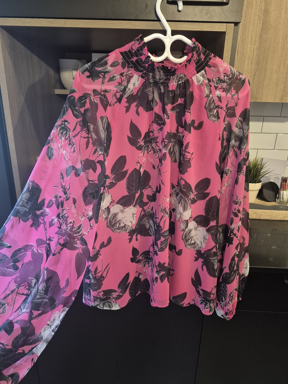 Women's Pink Floral Smocked-Neck Blouse